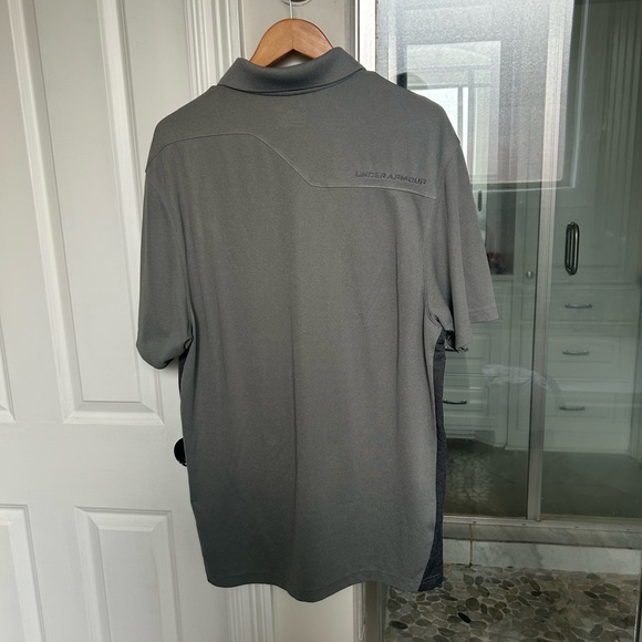 Under Armour Golf Shirt - Picture 4 of 5